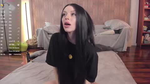 Snapshot of youreyesgazm chatting on 10.27.25 Mary online show from 10.27.25