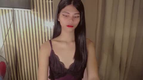 Snapshot of yourfavoratevivian chatting on 01.15.26 Vivian online show from 01.15.26