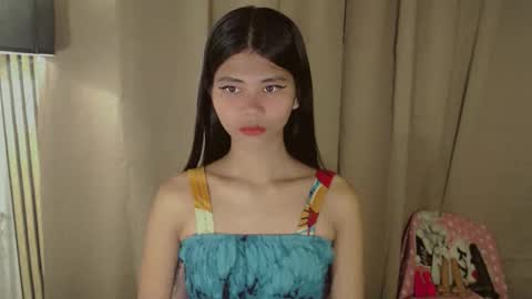 Vivian online show from 04.10.26