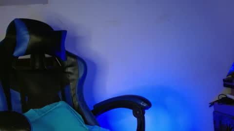 yourfavorite_bigclit online show from 03.15.26