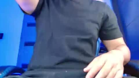 Snapshot of yourfavorite_bigclit chatting on 04.27.26 yourfavorite_bigclit online show from 04.27.26