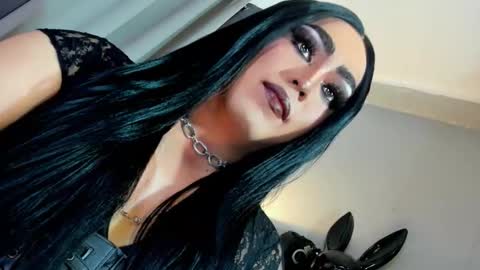  not into STINGY and CHEAP people online show from 11.07.25