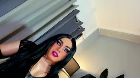  not into STINGY and CHEAP people online show from 11.10.25