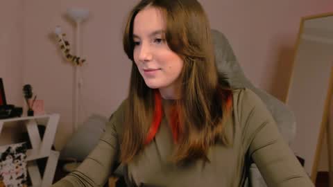 Chloe online show from 01.26.25