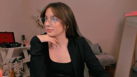 Chloe online show from 02.01.25