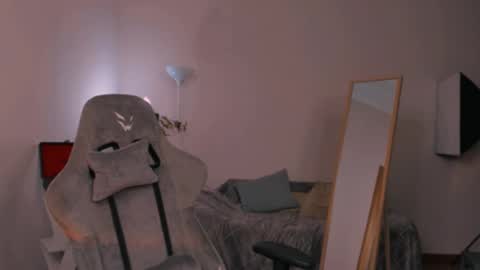 Chloe online show from 03.05.25