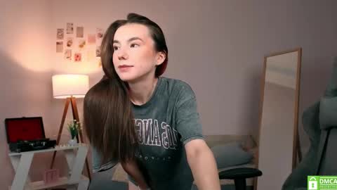 Chloe online show from 10.28.25