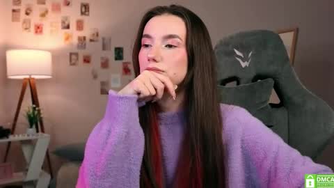 Chloe online show from 11.06.25