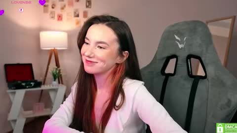 Chloe online show from 11.12.25