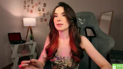 Chloe online show from 12.03.25