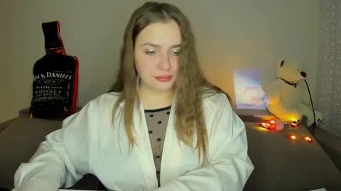 yourgem__ online show from 02.13.25