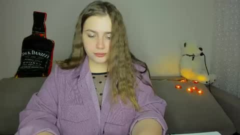 yourgem__ online show from 02.17.25