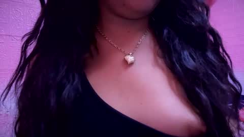 Snapshot of yourgirl_siam chatting on 11.20.25 siam do tab00 and dirty show online show from 11.20.25