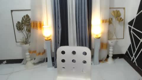 Snapshot of yourgirlzachary chatting on 12.04.24 Goddess Yoshi online show from 12.04.24