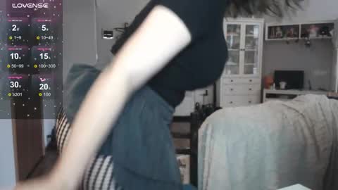 Snapshot of yourhanna_ chatting on 09.29.25 hanna online show from 09.29.25