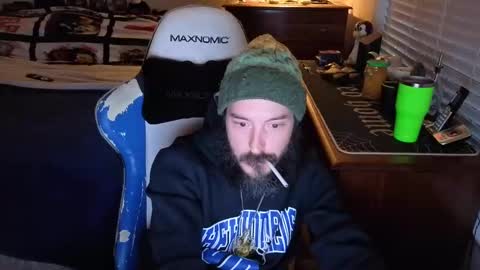 Snapshot of yourhighnessthis9inch chatting on 11.12.25 Sh online show from 11.12.25