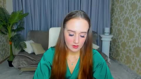 Snapshot of yourhotmariam chatting on 10.19.25 Mariam online show from 10.19.25
