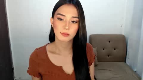 Snapshot of yourhottinglatisha chatting on 09.16.25 trisha online show from 09.16.25