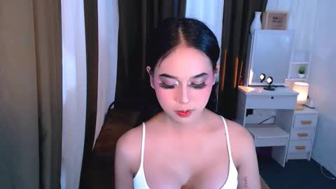 Snapshot of yourhumiliationgirl chatting on 10.09.25 yourhumiliationgirl online show from 10.09.25