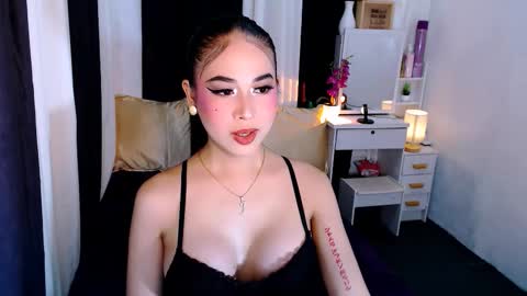 Snapshot of yourhumiliationgirl chatting on 10.27.25 yourhumiliationgirl online show from 10.27.25