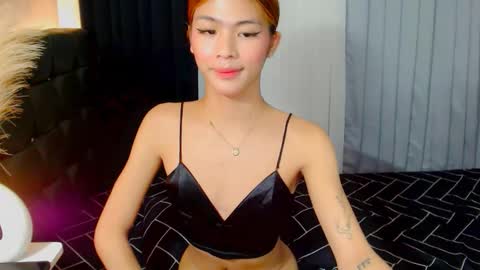 yourlady_francine online show from 09.23.25