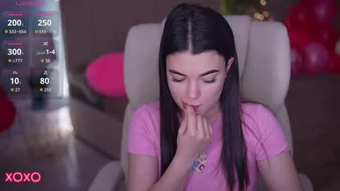 L O L A online show from 02.14.26