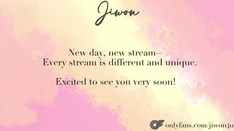 Snapshot of yourlovelykgirlfriend chatting on 07.14.26 J i w o n online show from 07.14.26