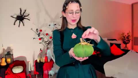 Vetta online show from 10.31.25