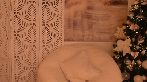 Sarah online show from 12.12.24