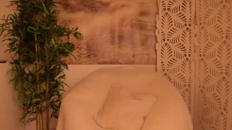 Sarah online show from 02.10.25