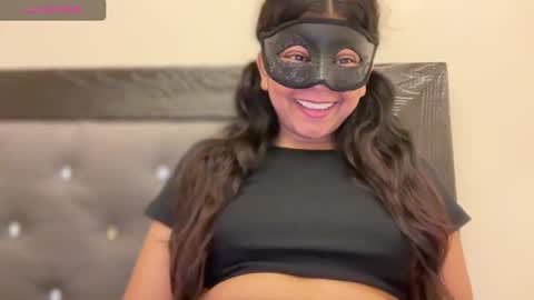 YourNewKink online show from 10.02.25