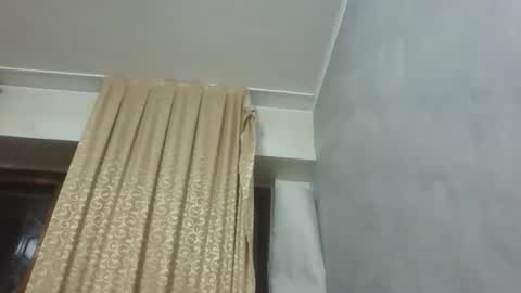 yourprincess09 online show from 10.19.25