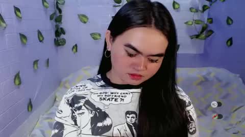 Snapshot of yourprincessthea chatting on 02.11.25 yourprincessthea online show from 02.11.25