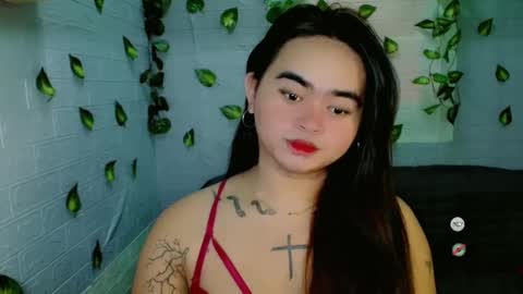 Snapshot of yourprincessthea chatting on 03.07.25 yourprincessthea online show from 03.07.25