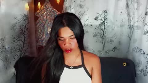 yourqueen_19 online show from 04.28.26
