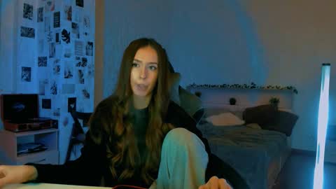 Eva online show from 10.22.25