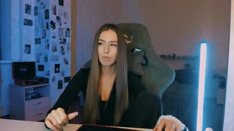 Eva online show from 11.09.25