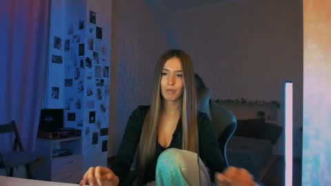 Eva online show from 11.29.25