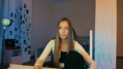 Eva online show from 12.04.25