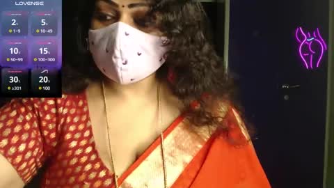 Snapshot of yourss_preethy chatting on 12.08.24 preethy online show from 12.08.24