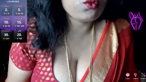 Snapshot of yourss_preethy chatting on 12.24.24 preethy online show from 12.24.24