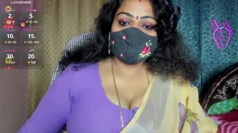 Snapshot of yourss_preethy chatting on 01.26.25 preethy online show from 01.26.25
