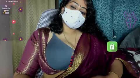 Snapshot of yourss_preethy chatting on 01.28.25 preethy online show from 01.28.25