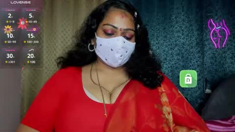 Snapshot of yourss_preethy chatting on 02.01.25 preethy online show from 02.01.25