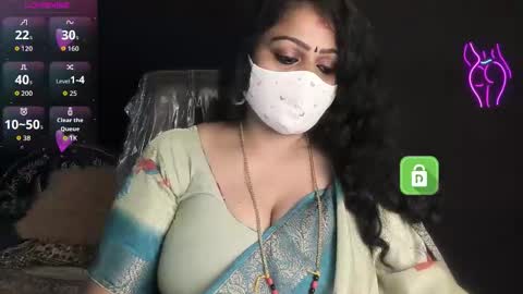 Snapshot of yourss_preethy chatting on 10.07.25 preethy online show from 10.07.25