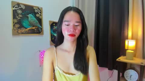 Snapshot of yourtinybunny chatting on 04.18.26 yourtinybunny online show from 04.18.26