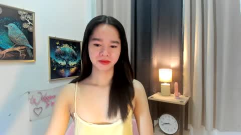 Snapshot of yourtinybunny chatting on 06.25.26 yourtinybunny online show from 06.25.26