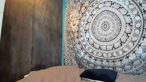 YourVenus00 -Follow my OF online show from 11.22.25