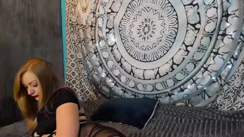 YourVenus00 -Follow my OF online show from 02.19.26