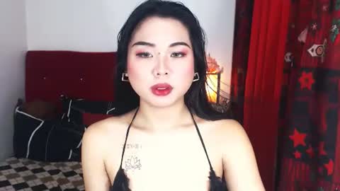 Snapshot of yourwifekate chatting on 12.04.24 Kate online show from 12.04.24